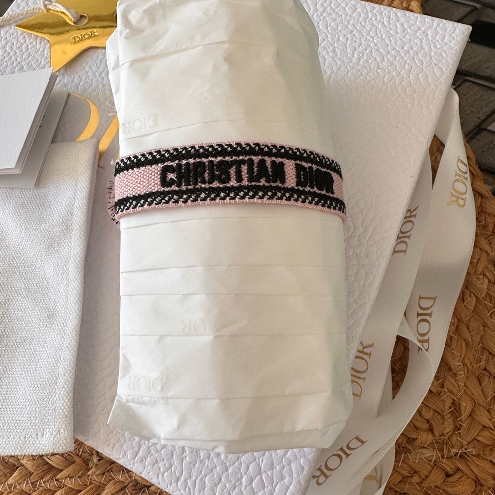 Authentic Dior Light Pink Rope Bracelet - Picture 3 of 5